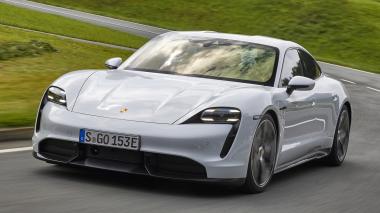 Optimalisasi Konektivitas Smartphone dalam Antarmuka Porsche