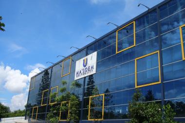 Menjadi Profesional dan Wirausahawan Melalui Kuliah Jurusan Perbankan Syariah di Bandung