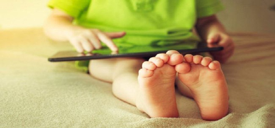 Dampak Negatif Gadget Bagi Perkembangan Anak