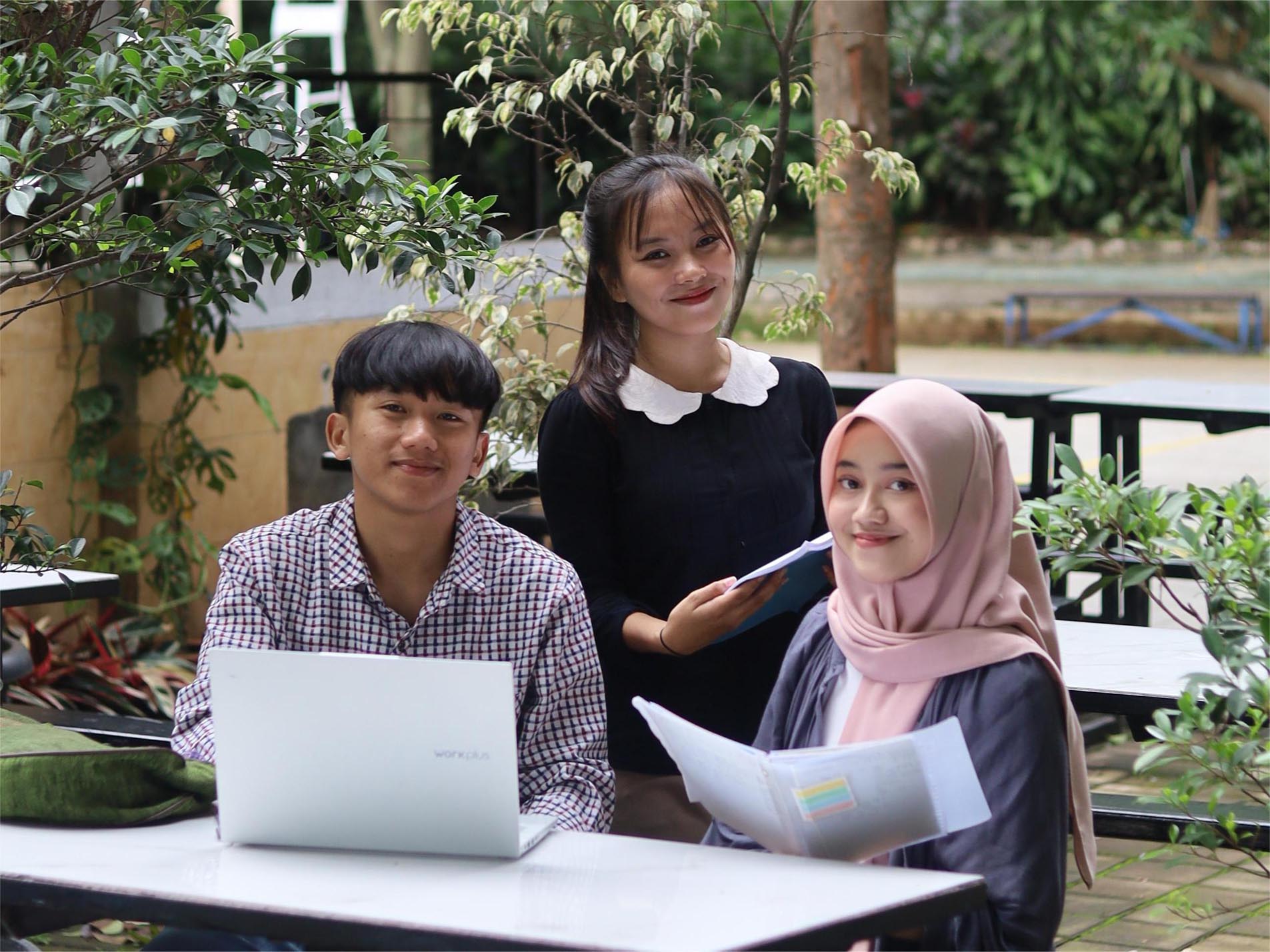 Mungkinkah Kuliah Bimbingan Konseling S1 Berkualitas dengan Biaya yang Lebih Hemat daripada Kampus Negeri