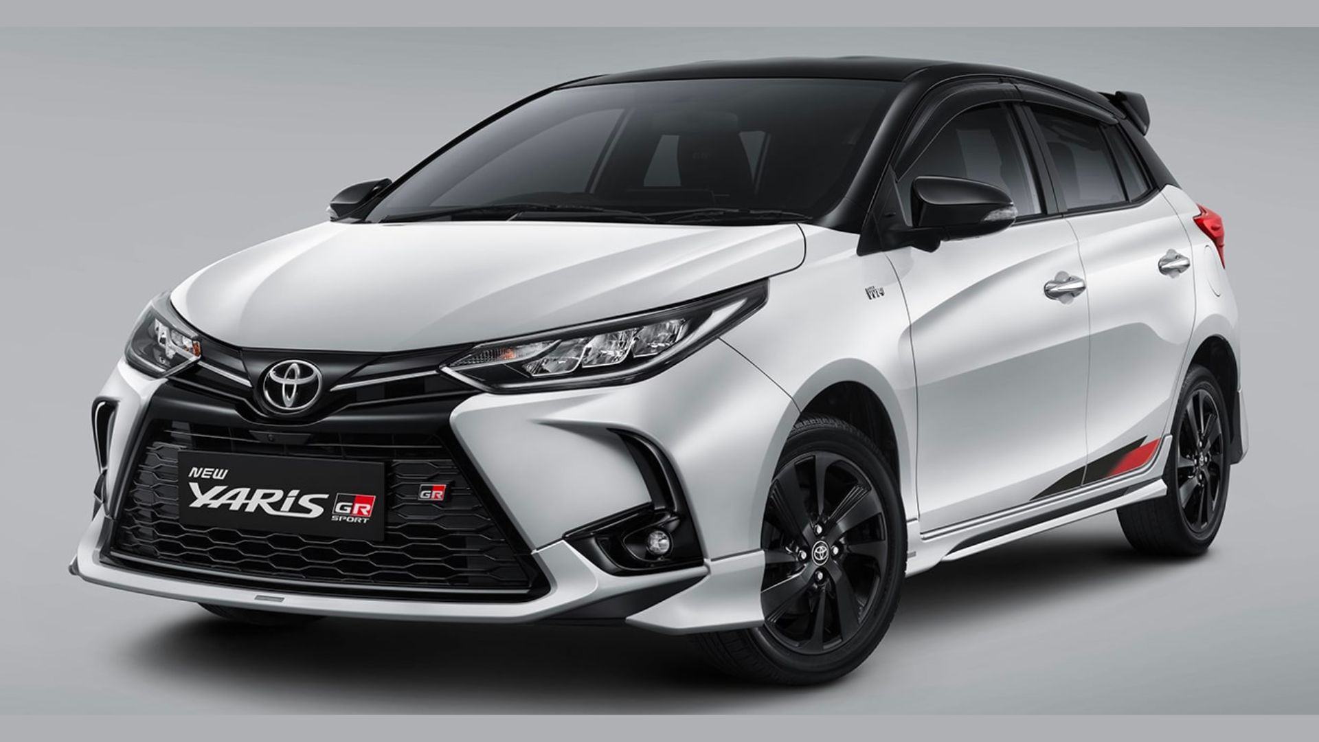 Pengaruh Layar Infotainment 10.5 Inci terhadap Pengalaman Berkendara Toyota Yaris Cross 2026
