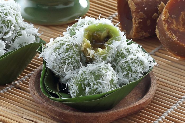 Promosi Kreatif Melalui Sosmed untuk Bisnis Makanan Tradisional di Rajakomen.com