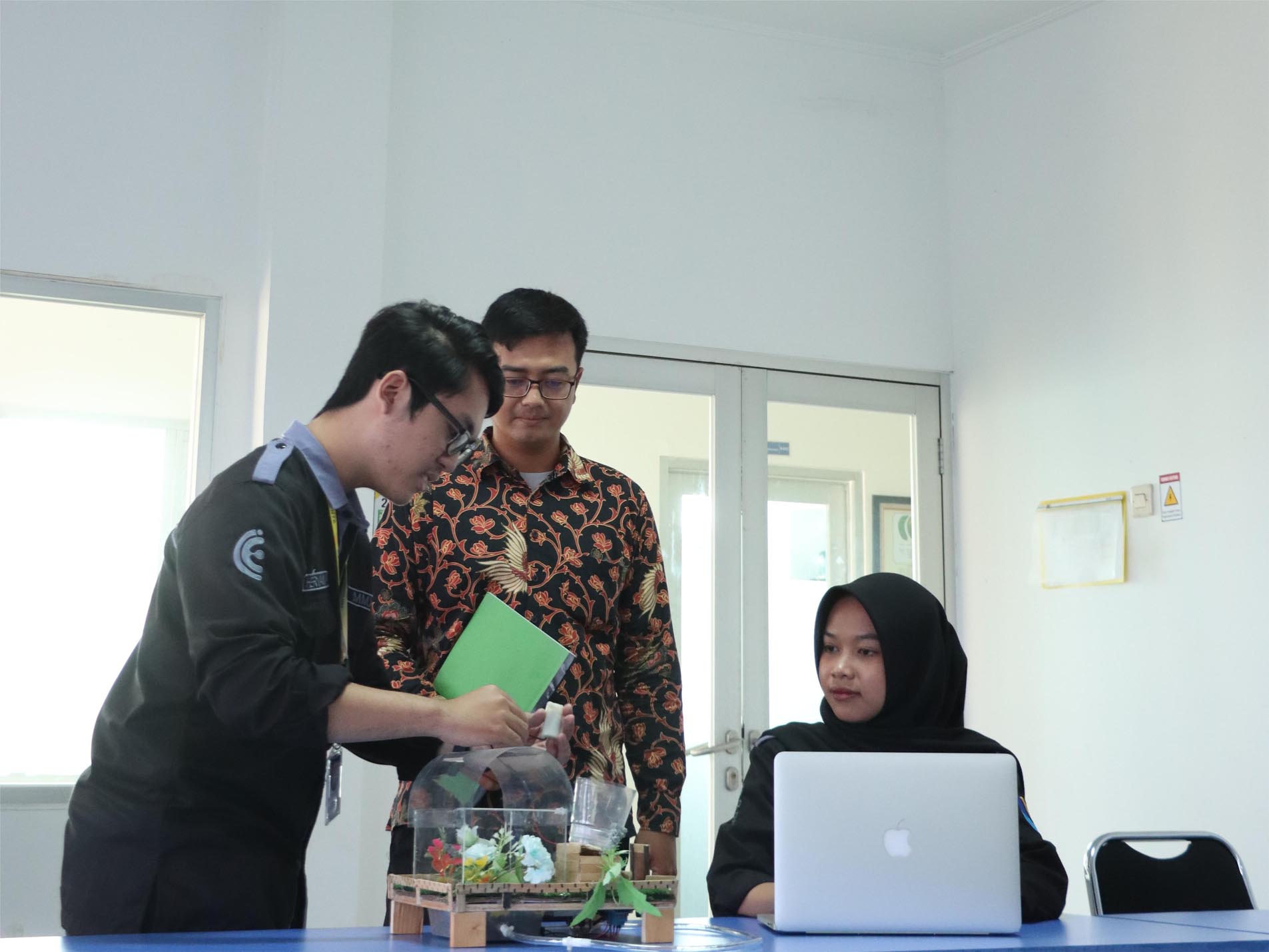 Apa Saja Faktor Penentu Peringkat Jurusan Teknik Industri di Perguruan Tinggi Swasta?