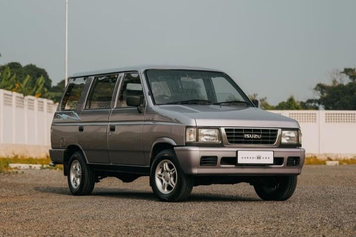 Isuzu Panther Kotak dan Perannya dalam Membentuk Budaya Perjalanan Keluarga di Indonesia