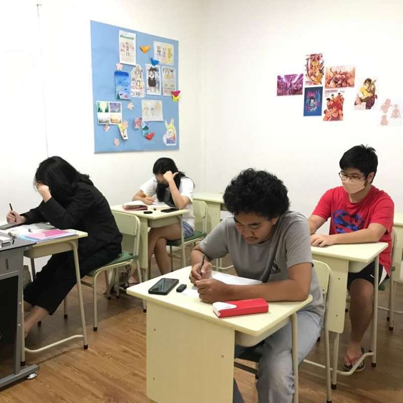Meningkatkan Visibilitas Kursus Desain Grafis Melalui Ilustrasi Digital