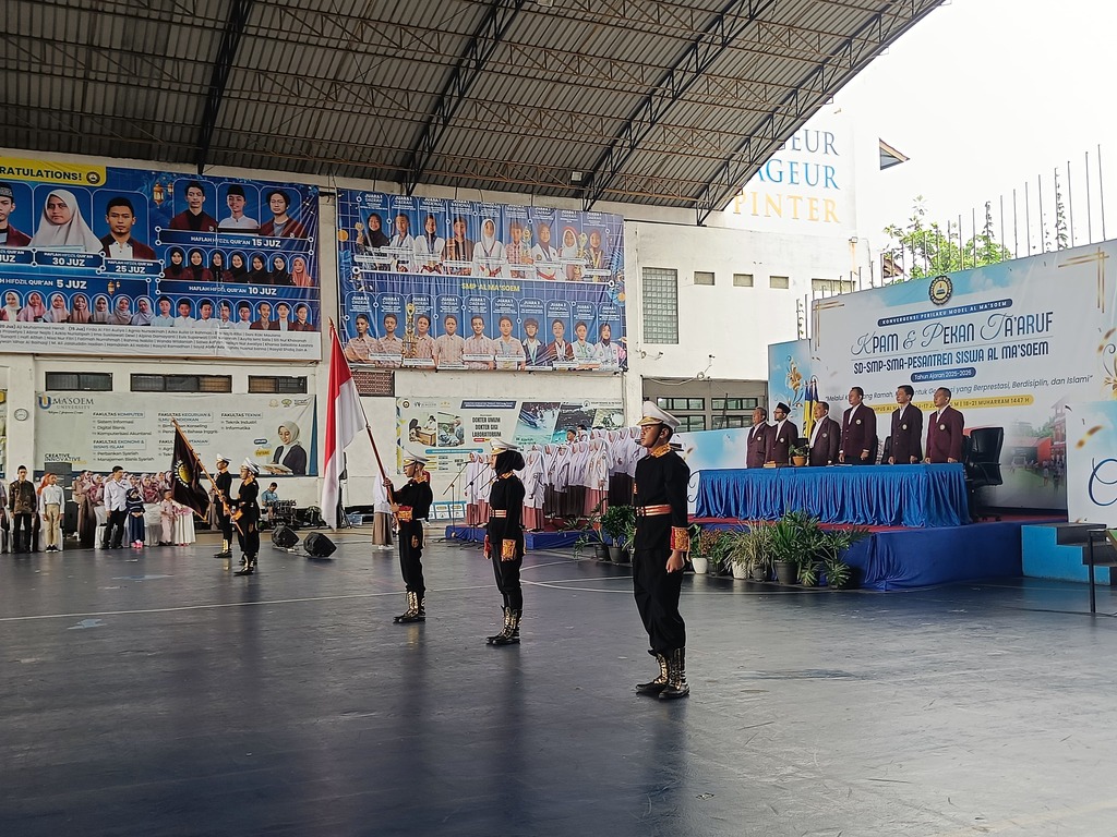 Sekolah Itu Bukan Cuma Tempat Belajar, Tapi Tempat Belajar Hidup