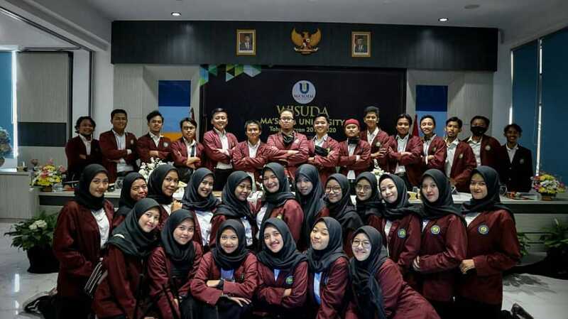 Universitas Swasta di Bandung yang Menawarkan Program PKL dan KKN Sekaligus!