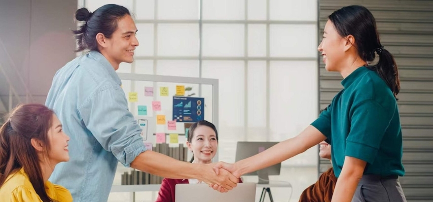 Kepercayaan Konsumen di Era Digital, Masih Bisa Dibangun atau Sudah Terlanjur Retak?